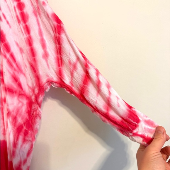 2/$30 Chelsea & Theodore Pink Tie-Dye Dolman Sleeve Top | Small - Picture 6 of 9